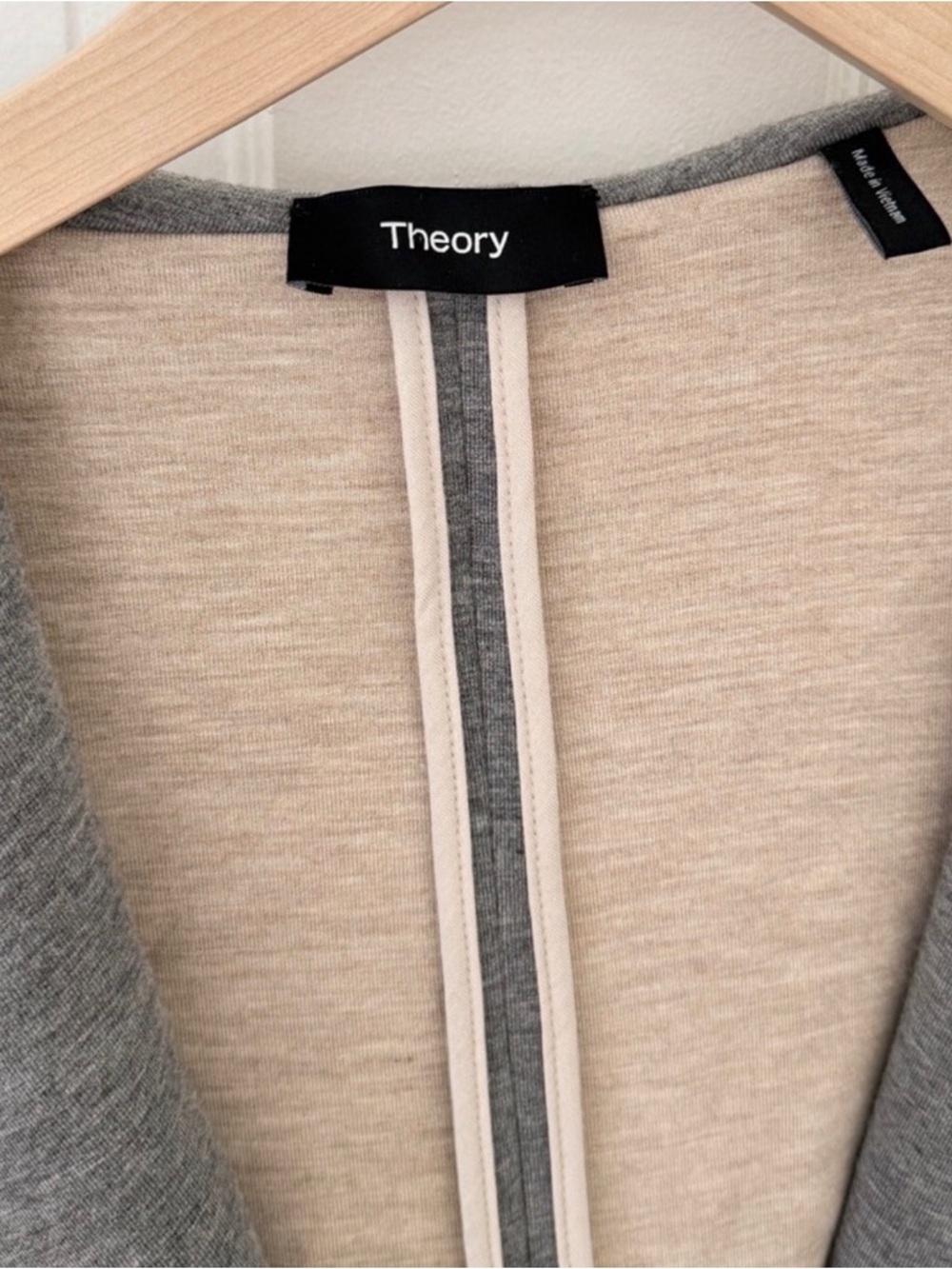 Theory Gray Open-Front Hooded Blazer - Picture 5 of 6